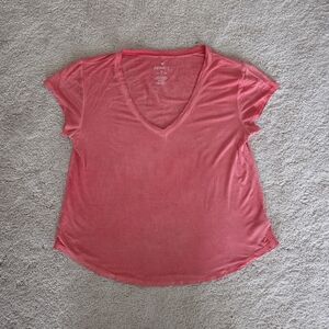 American Eagle Outfitters Coral V-Neck Tee